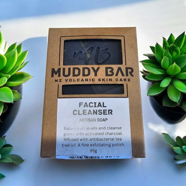 FACIAL CLEANSING SOAP with activated charcoal and tea tree