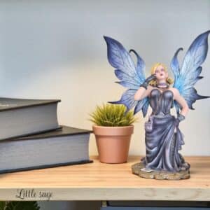 kneeling fairy with saddlebag